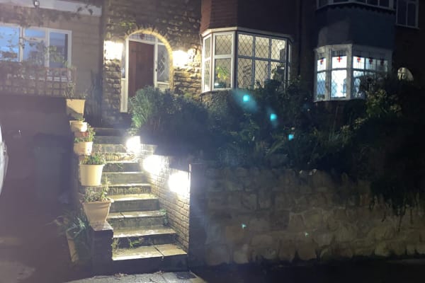 House sit in Bromley, United Kingdom