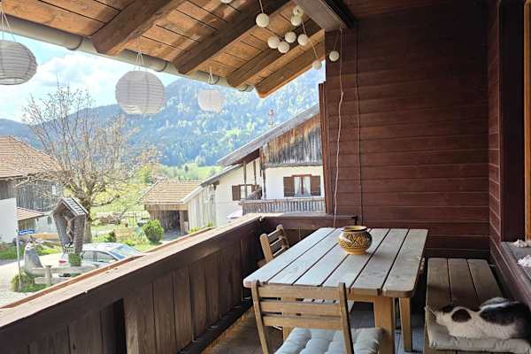 House sit in Wackersberg, Germany