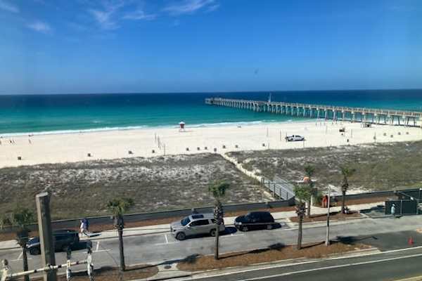 House sit in Panama City Beach, FL, US