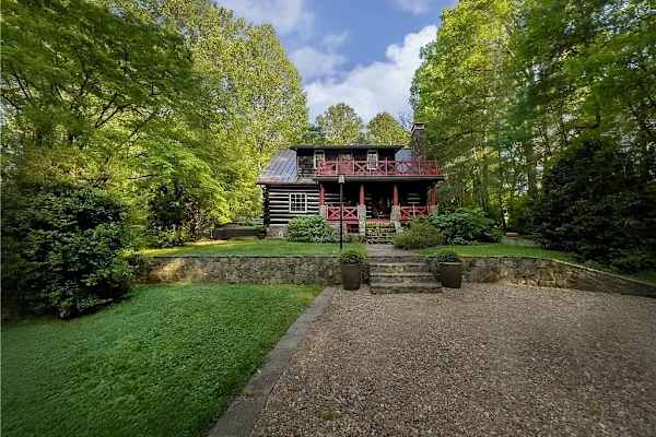 House sit in Winston-Salem, NC, US
