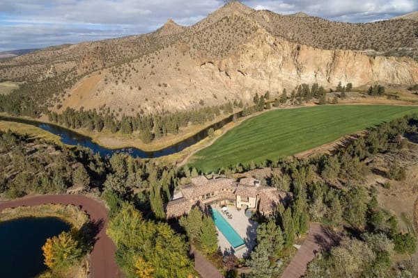 House sit in Redmond, OR, US