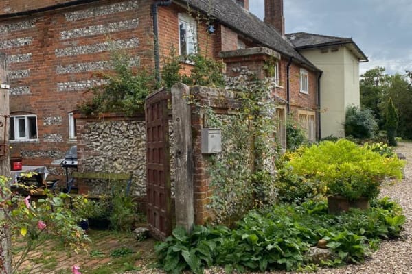 House sit in Cholderton, United Kingdom