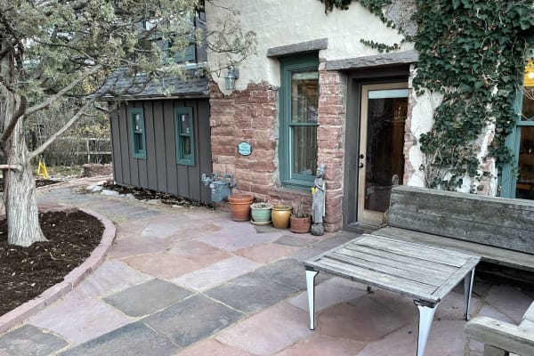 House sit in Lyons, CO, US