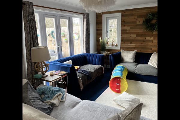 House sit in Glasgow, United Kingdom