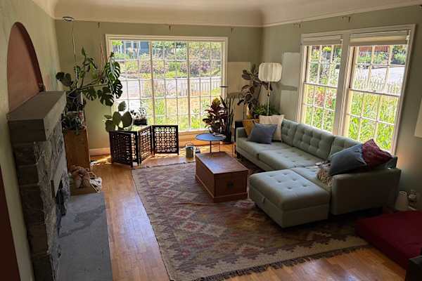 House sit in Eugene, OR, US
