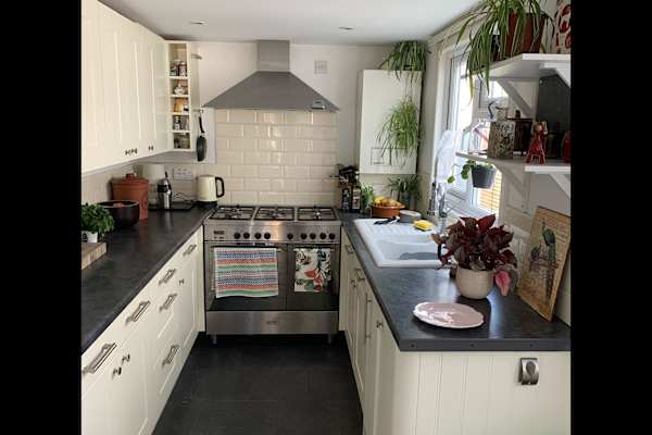 House sit in Penzance, United Kingdom