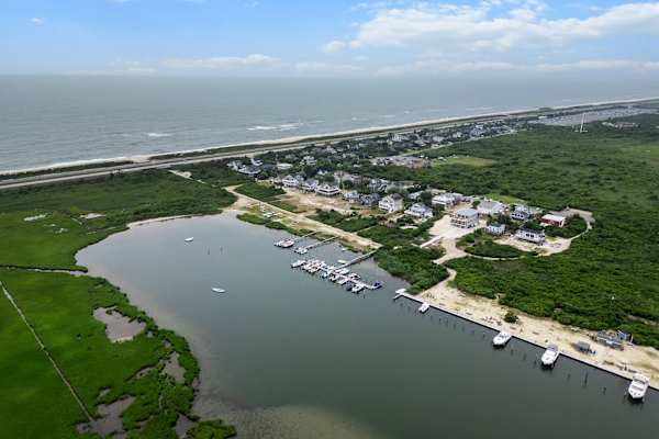 House sit in Wantagh, NY, US