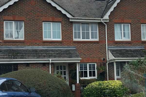 House sit in Addlestone, United Kingdom