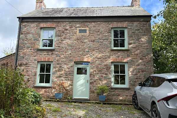 House sit in Narberth, United Kingdom