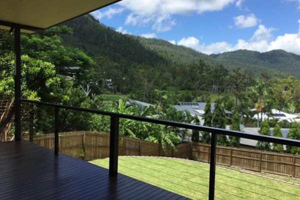House sit in Cannonvale, QLD, Australia