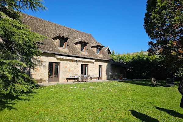 House sit in Beaune, France