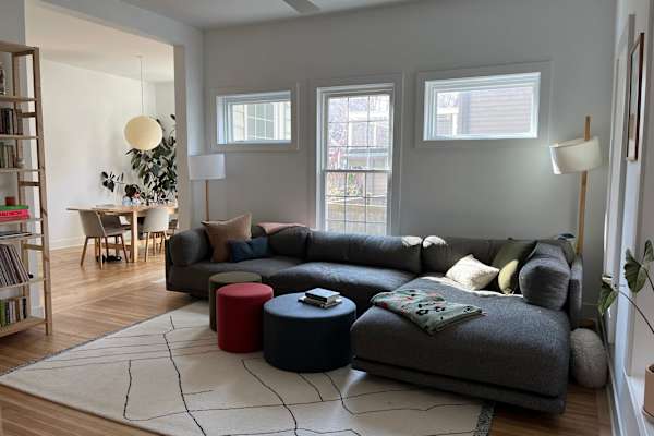 House sit in Evanston, IL, US