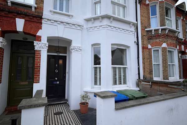 House sit in London, United Kingdom