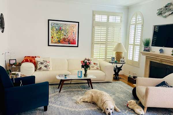 House sit in Carpinteria, CA, US