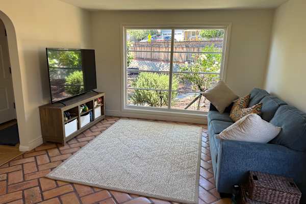 House sit in Redwood City, CA, US