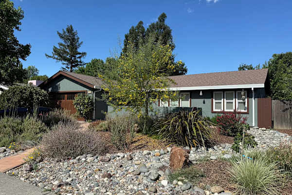 House sit in Davis, CA, US