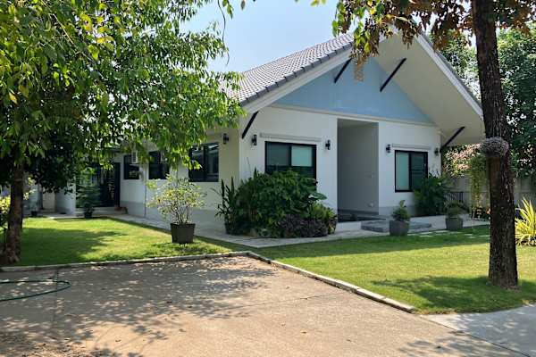 House sit in Chiang Mai, Thailand