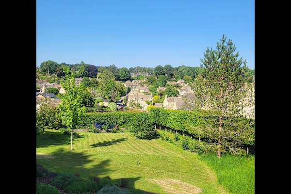 House sit in Minchinhampton, United Kingdom