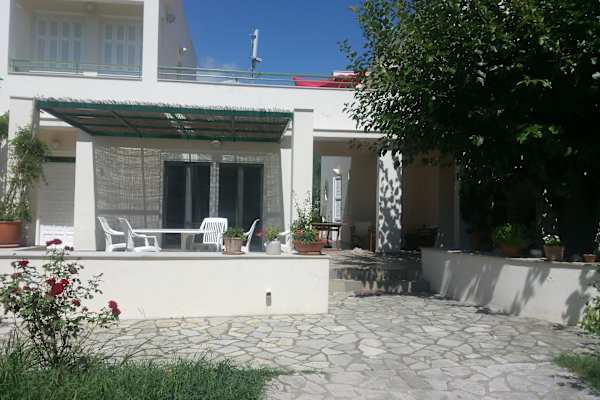House sit in Paralía Sergoúlas, Greece