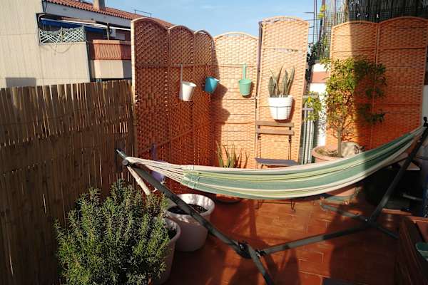 House sit in Barcelona, Spain