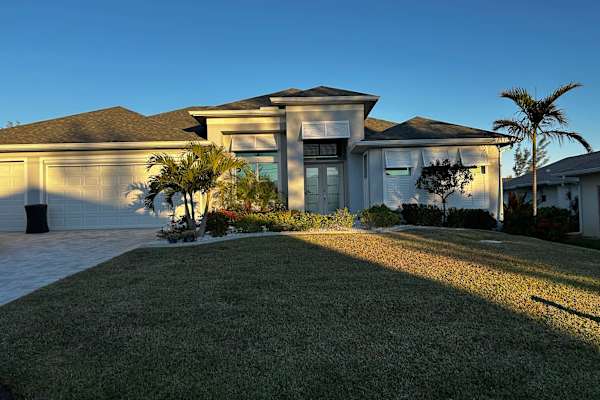 House sit in Port Charlotte, FL, US