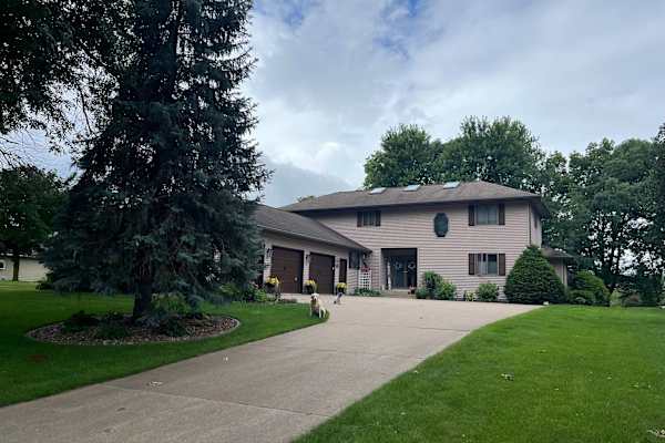 House sit in La Crosse, WI, US