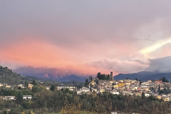 House sit in Barga, Italy