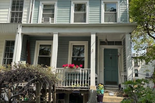 House sit in Jersey City, NJ, US