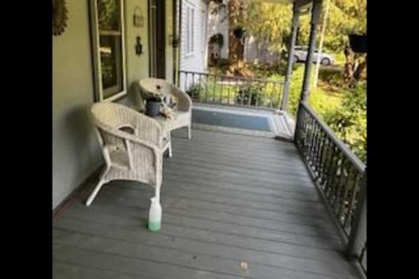 House sit in Chardon, OH, US