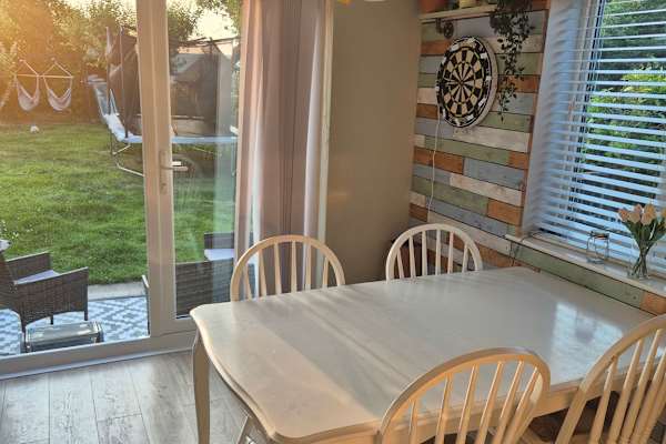 House sit in Yeadon, United Kingdom