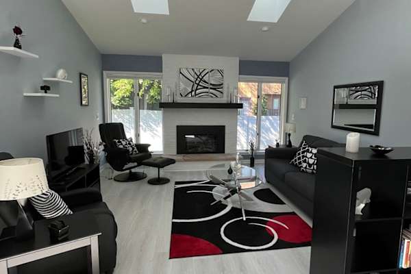 House sit in Rochester, NY, US