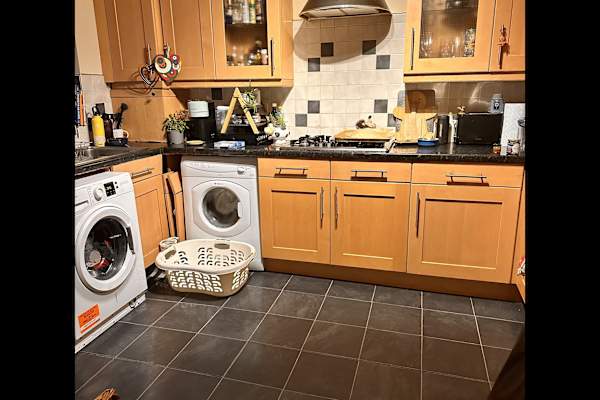 House sit in Liverpool, United Kingdom