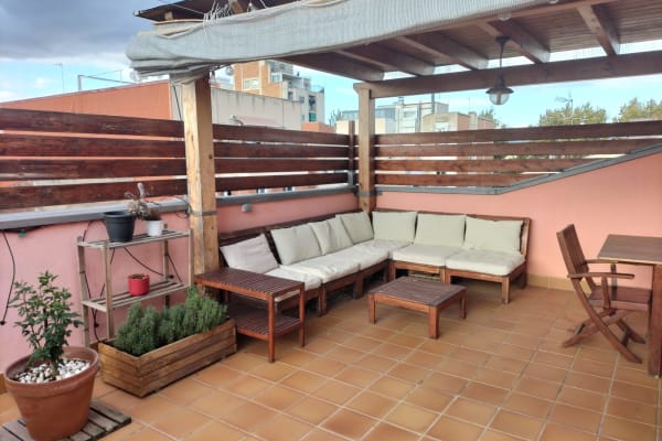 House sit in Barcelona, Spain