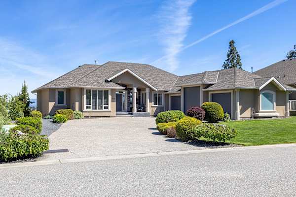 House sit in Kelowna, BC, Canada