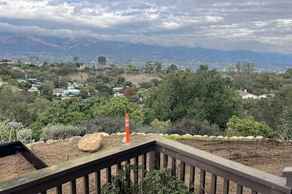 House sit in Santa Barbara, CA, US