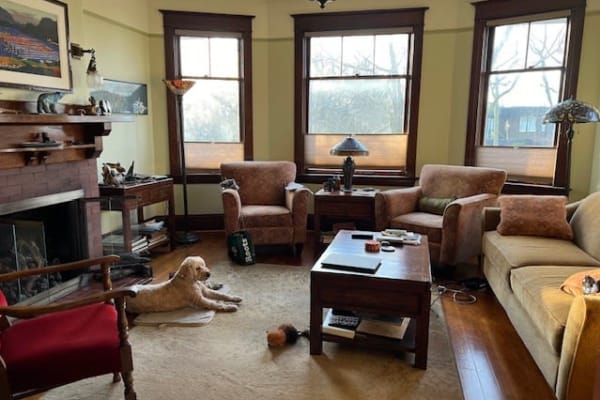 House sit in Victoria, BC, Canada