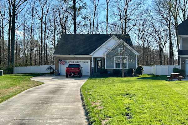 House sit in Suffolk, VA, US