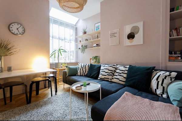 House sit in Manchester, United Kingdom