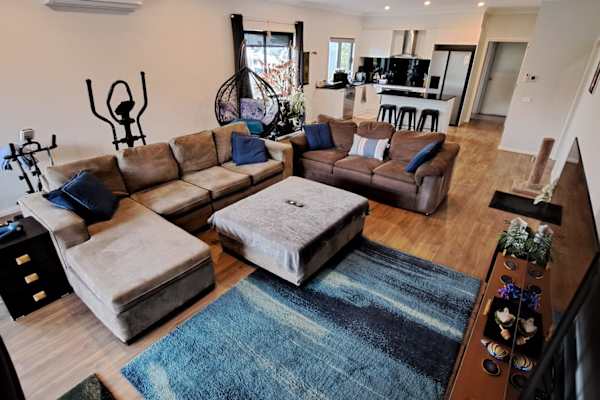 House sit in Longwarry South, VIC, Australia