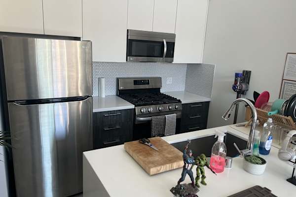 House sit in Glassell Park, CA, US