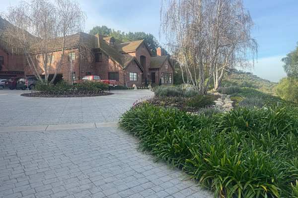 House sit in Thousand Oaks, CA, US