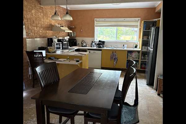 House sit in Noosa Heads, QLD, Australia