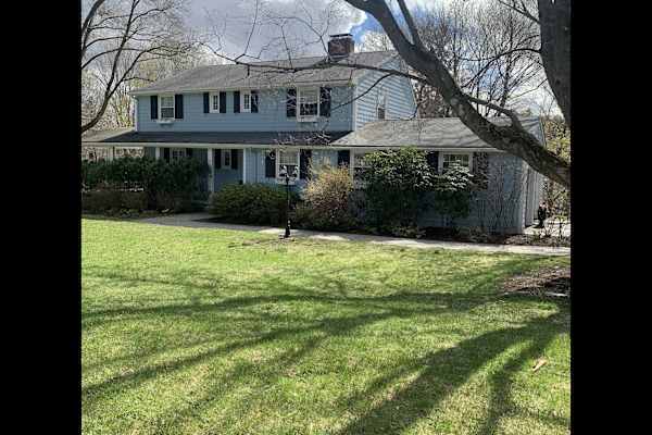 House sit in Lexington, MA, US