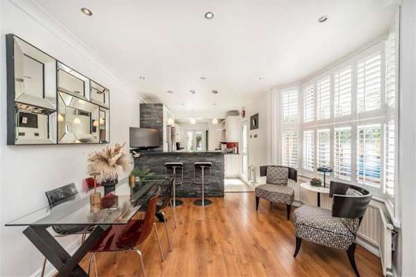 House sit in Charlton, United Kingdom
