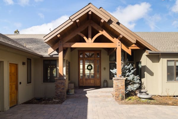 House sit in Redmond, OR, US