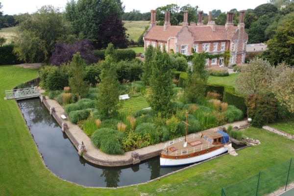 House sit in Holt, United Kingdom