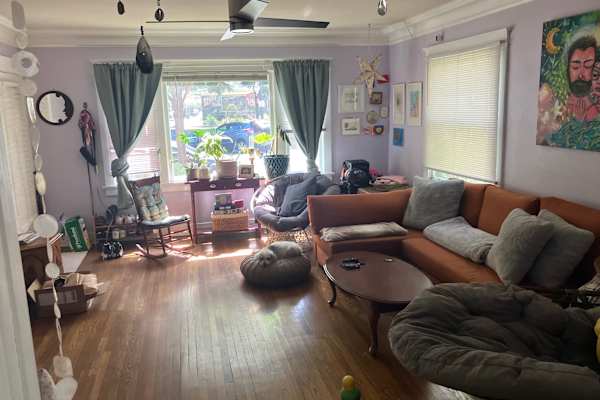 House sit in Long Beach, CA, US