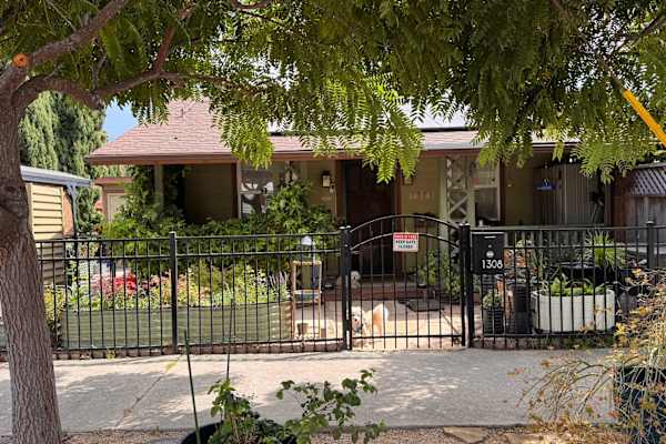 House sit in Santa Barbara, CA, US