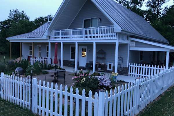 House sit in Purcellville, VA, US
