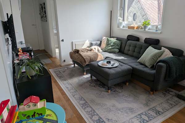House sit in Vienna, Austria